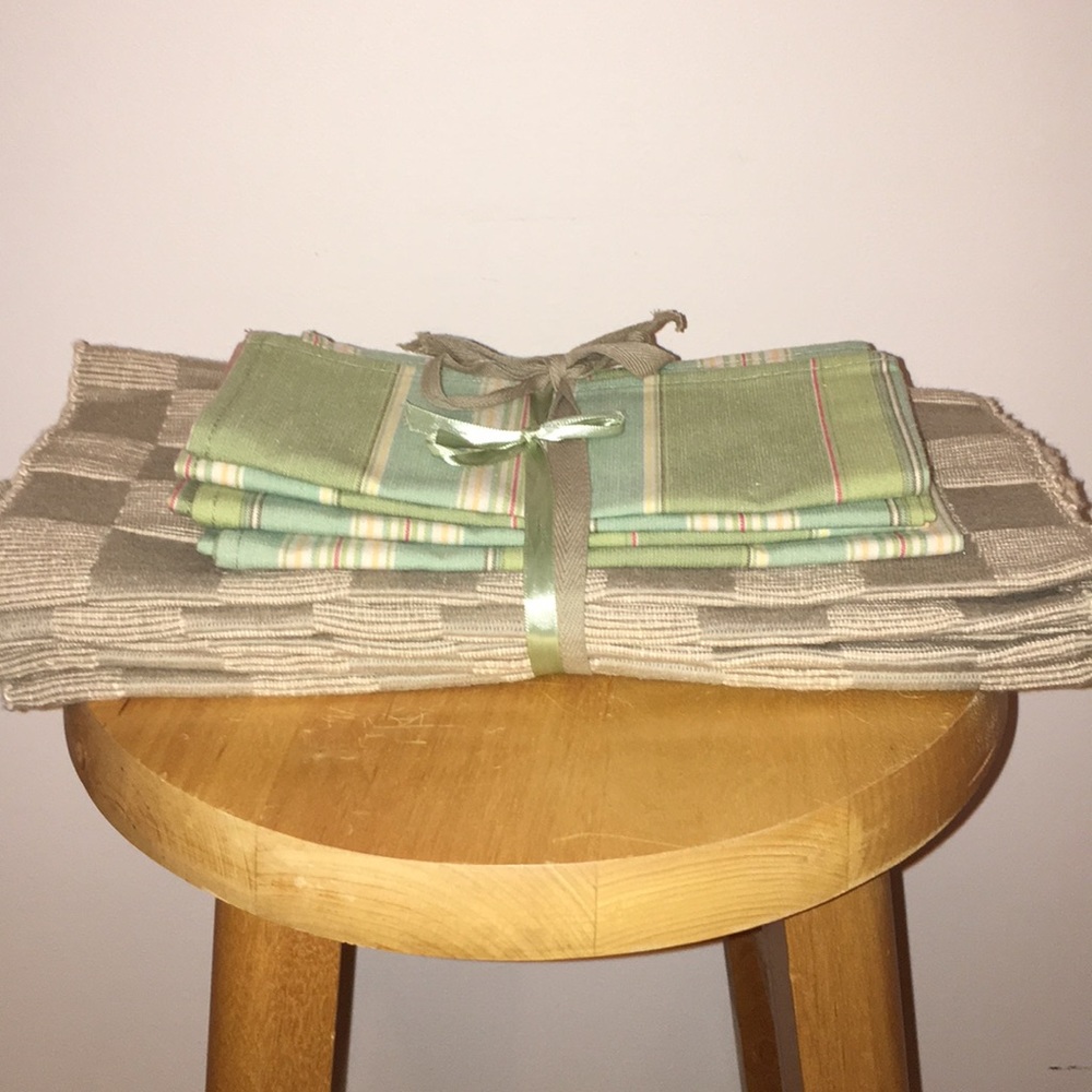 Set of placemats & napkins - NEW - Picture 1 of 10